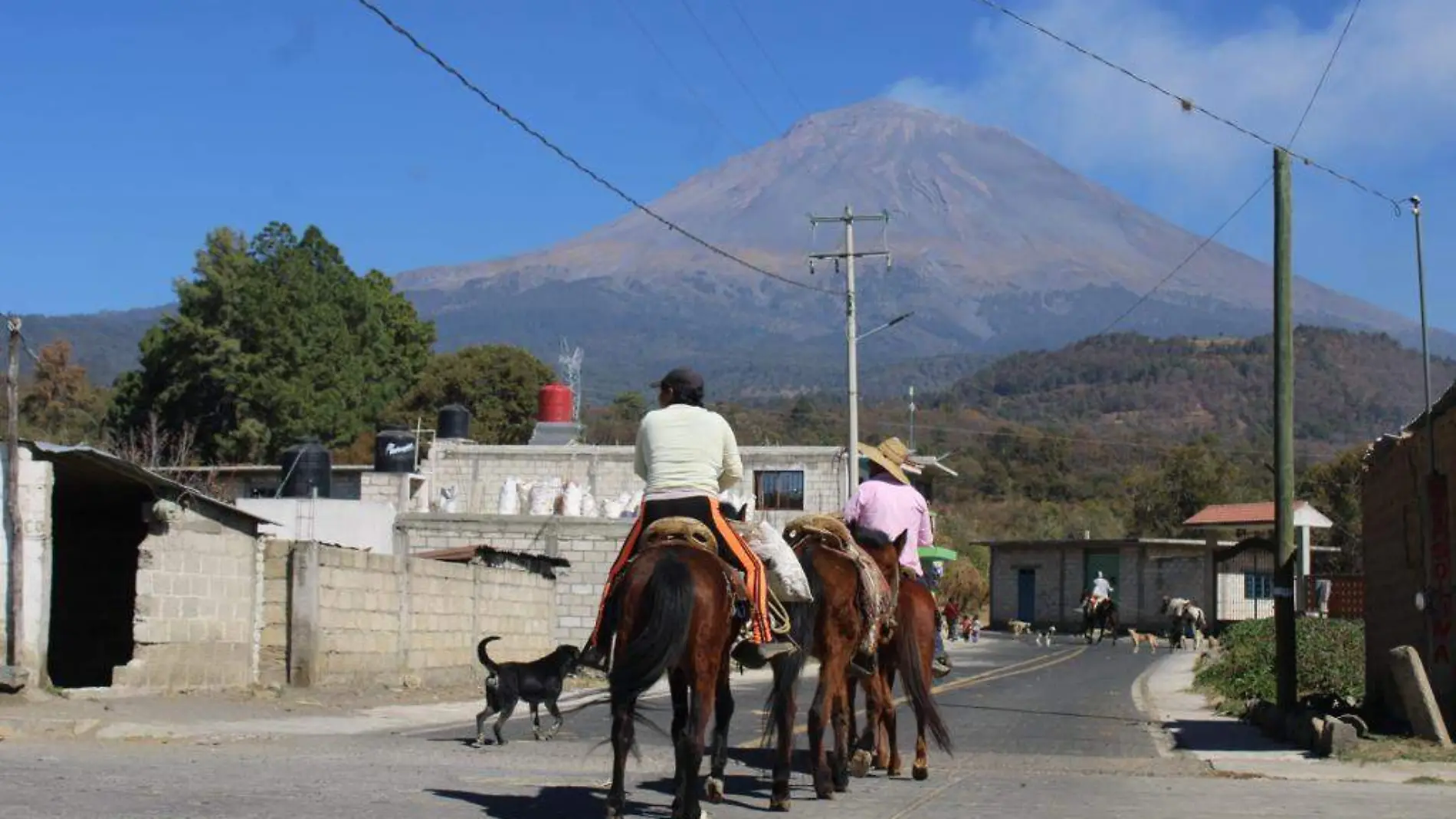 La otra cara del volcán, comunidades olvidadas ante desastres